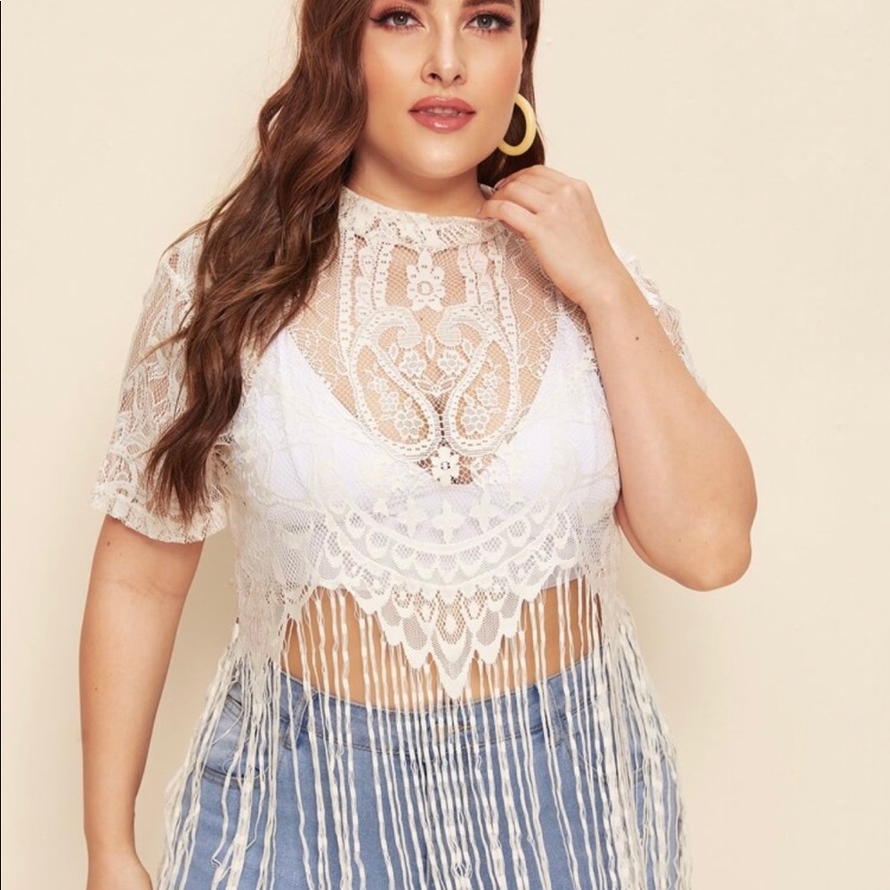 LACE TOP
